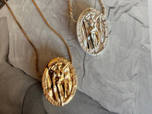 Sunny Medallion Necklace