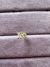Bent stud double diamond pierce