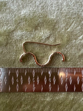 Wavy Diamond hook stud pierce