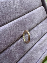 Inside diamond circle stud pierce