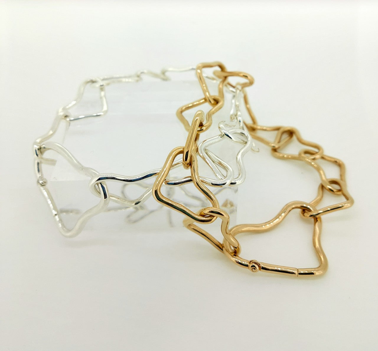 Baby heart bracelet w/heart carabiner 】ベビーハートブレスレットw